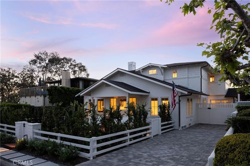 156 Chiquita St, Laguna Beach, CA, 92651-1303 | Card Image