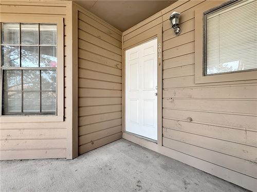 apt-c202-7122 Premont Dr, Corpus Christi, TX, 78414-3158 | Card Image