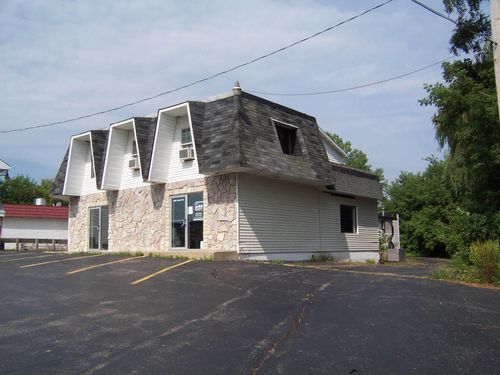 1824 Horton Rd, Jackson, MI, 49203-5178 | Card Image