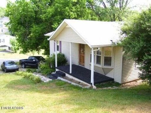 463 College Hill Rd, La Follette, TN, 37766-8229 | Card Image