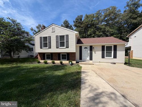 7606 Fallswood Way, LORTON, VA, 22079-1726 | Card Image