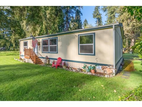 8021 Old Pacific Hwy N, Castle Rock, WA, 98611-8600 | Card Image