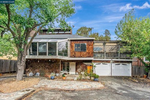 166 Canyon Lake Dr, Port Costa, CA, 94569-1007 | Card Image