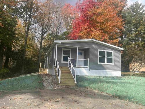 30 Crystal Springs Way, Somersworth, NH, 03878 | Card Image
