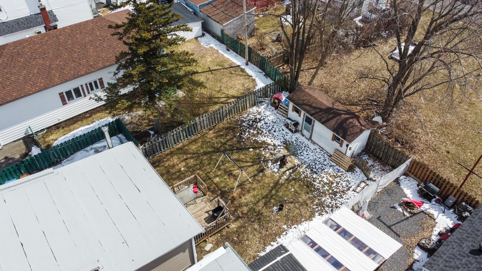 Residential in Salaberry-de-Valleyfield 3