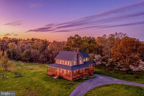 344 Tub Run Hollow Rd, Hedgesville, WV, 25427-6557 | Card Image