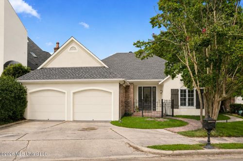 22 Autumn Hill Ct, Jackson, MS, 39211-2944 | Card Image