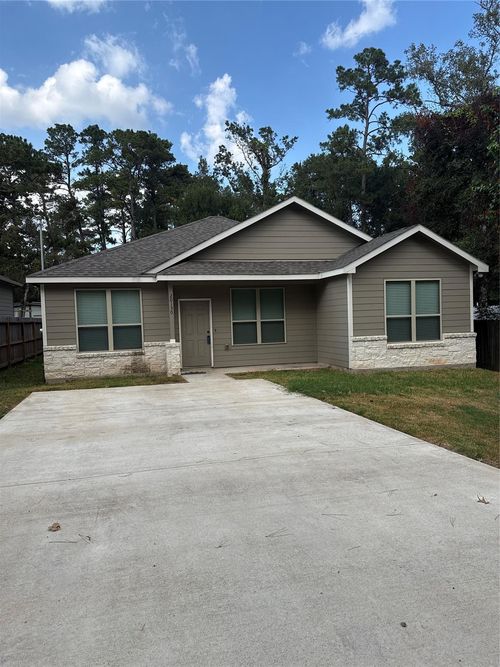 20130 Parkway Ln, Montgomery, TX, 77356-4900 | Card Image