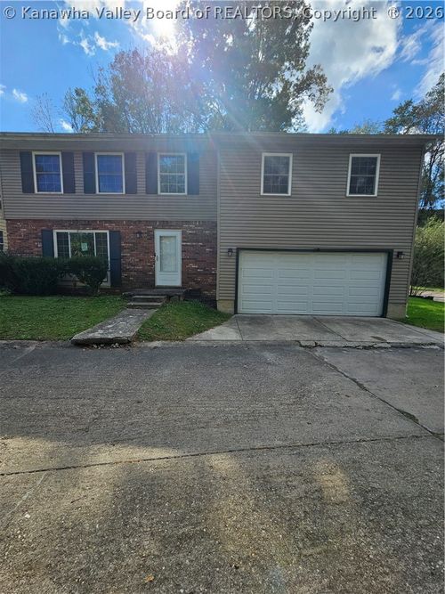 25 Apple Blossum Ln, Culloden, WV, 25510-7258 | Card Image