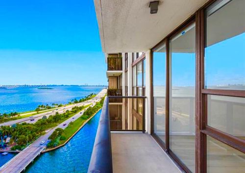 1502-600 Ne 36th St, Miami, FL, 33137-3941 | Card Image