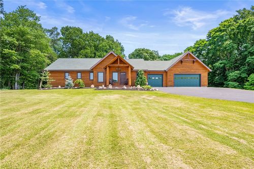 7992 County Road 41, Victor, NY, 14564-9123 | Card Image