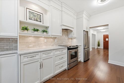2110-100 Burloak Dr, Burlington, ON, L7L6P6 | Card Image