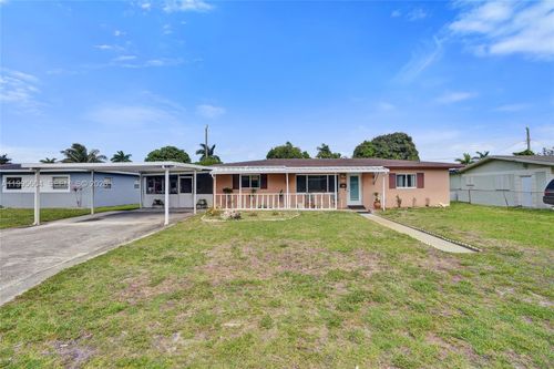 3811 Nw 174th St, Miami Gardens, FL, 33055-3825 | Card Image