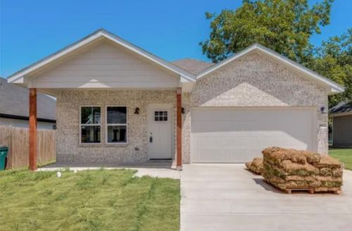 3012 Silver St, Greenville, TX, 75401-2718 | Card Image