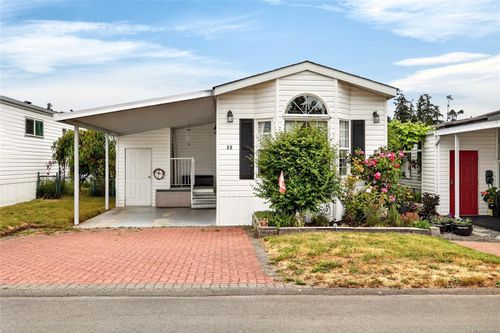 88-7583 Central Saanich Rd, Central Saanich, BC, V8M2B6 | Card Image