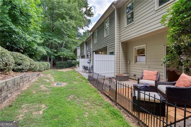 1264 Harris Commons Pl, Townhouse with 2 bedrooms, 3 bathrooms and 2 parking in Roswell GA | Image 40