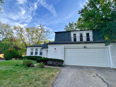 129 E Robinhood Way, House other with 3 bedrooms, 2 bathrooms and 2 parking in Bolingbrook IL | Image 2