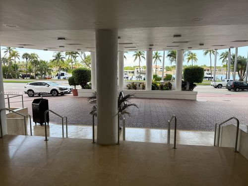 1525-5005 Collins Ave, Miami Beach, FL, 33140-3281 | Card Image
