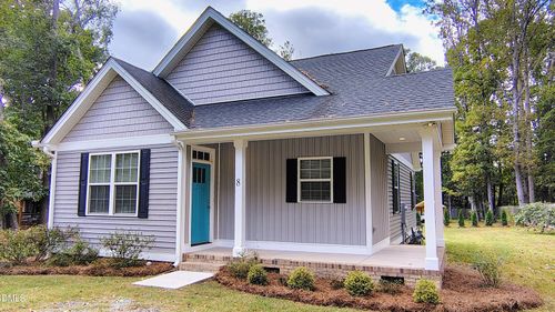 8 Elaine Cir, Durham, NC, 27703-2509 | Card Image