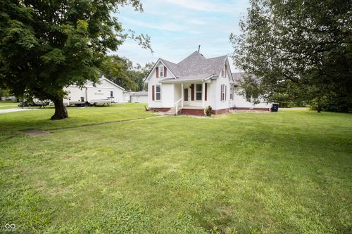 229 N 5th St, Elwood, IN, 46036-1436 | Card Image