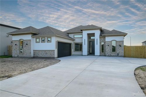 5604 Hedgerow Ct, Brownsville, TX, 78526-2518 | Card Image