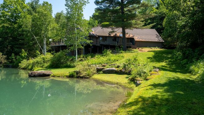 288 Upper Pinnacle Rd, House other with 2 bedrooms, 3 bathrooms and null parking in Stowe VT | Image 36
