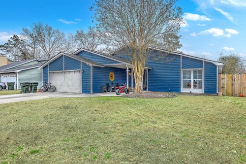 109 Coachman Ln, Summerville, SC, 29486-7719 | Card Image