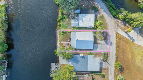 3186 Gulf Drive, ARIPEKA, FL, 34679 | Card Image