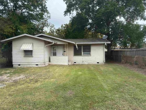 570 Anchor St, Beaumont, TX, 77705-3822 | Card Image