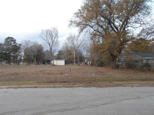 711 Azalea St, Prairie View, TX, 77484-2125 | Card Image