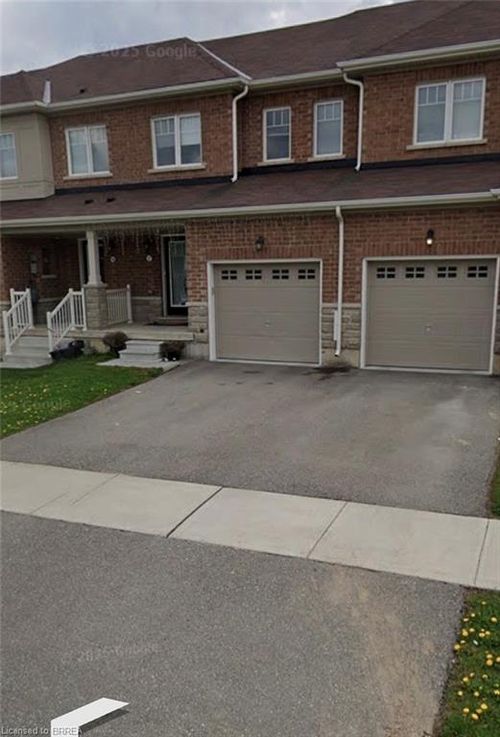 17 Longboat Run W, Brantford, ON, N3T0P3 | Card Image