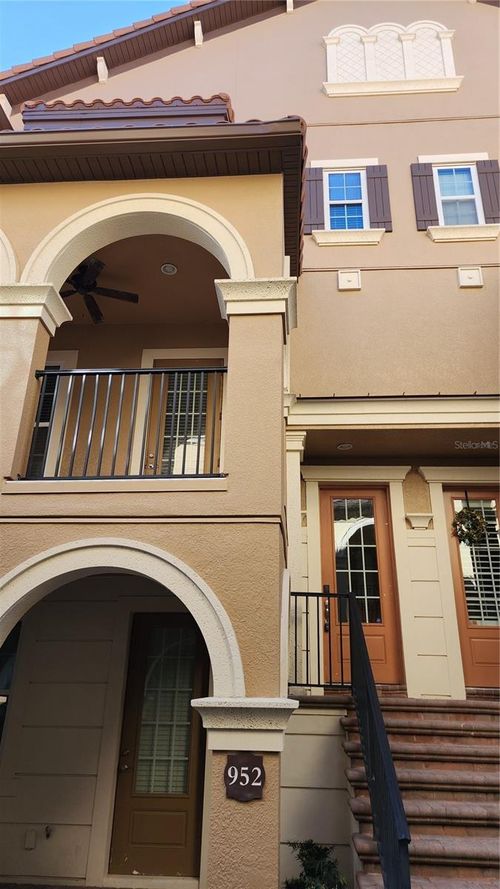 952 Lobelia Dr, LAKE MARY, FL, 32746-2661 | Card Image