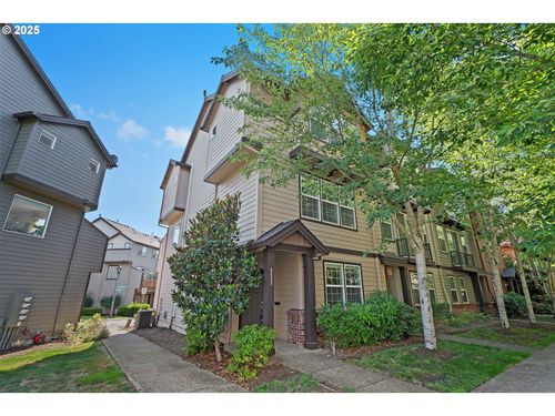 3478 Se Northwood Way, Hillsboro, OR, 97123-8662 | Card Image