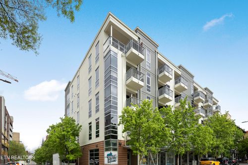 305-440 Walnut St, Knoxville, TN, 37902-1425 | Card Image