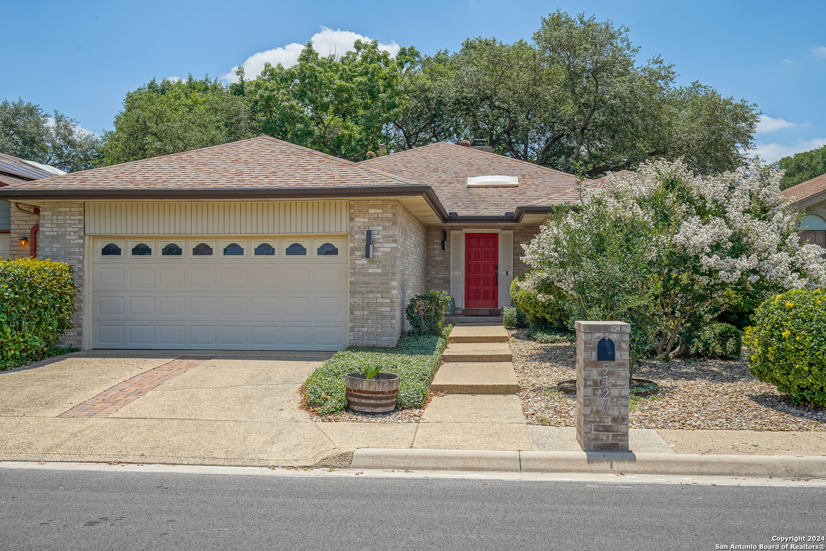 Windy Holw, Windcrest, TX 78239