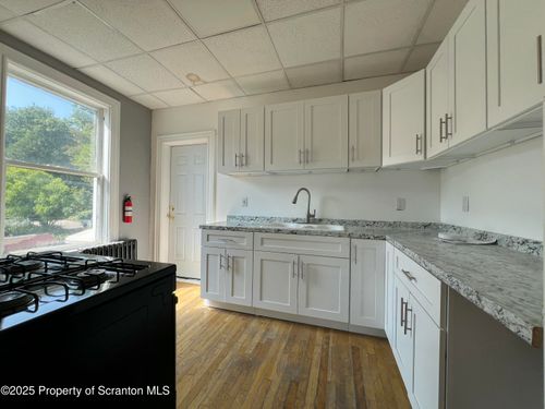 2-2087 N Main Ave, Scranton, PA, 18508-2009 | Card Image