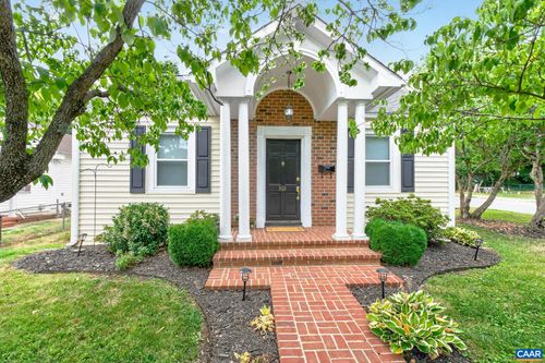 301 Meade Ave, CHARLOTTESVILLE, VA, 22902-5456 | Card Image