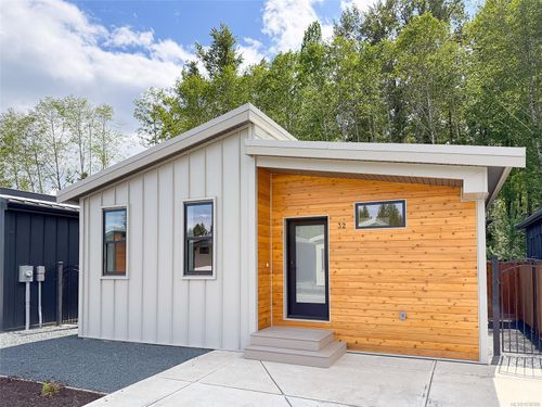 32-3025 Royston Rd, Cumberland, BC, V0R1S0 | Card Image