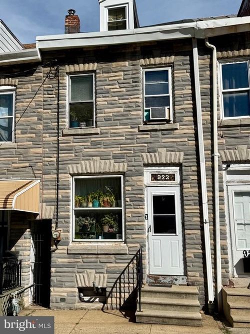 923 Cotton Street, READING, PA, 19602 | Card Image