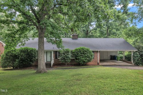 3304 Redbud Ln, Raleigh, NC, 27607-6831 | Card Image