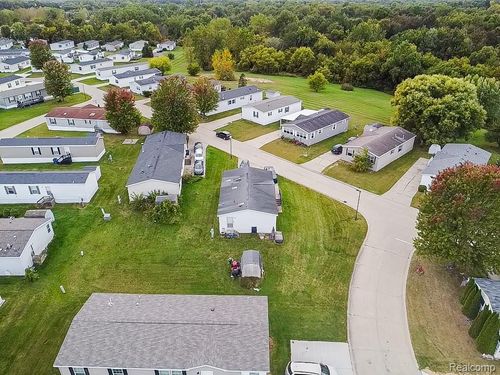 417 Saddle Dr, Grand Blanc, MI, 48439-7078 | Card Image