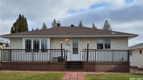 309 13th Avenue Ne, Swift Current, SK, S9H2V9 | Card Image