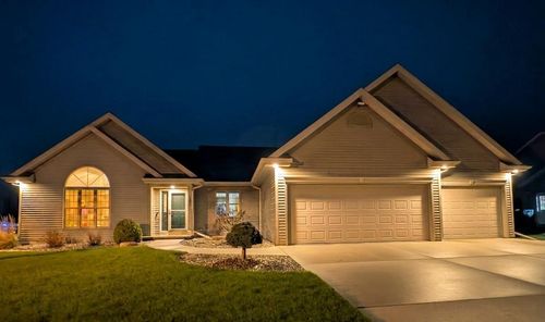 501 Crowfoot Avenue, Fond Du Lac, WI, 54935 | Card Image