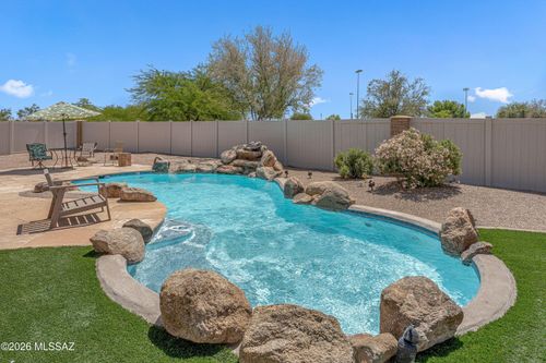 22205 E Statehood Ln, Red Rock, AZ, 85145-7039 | Card Image