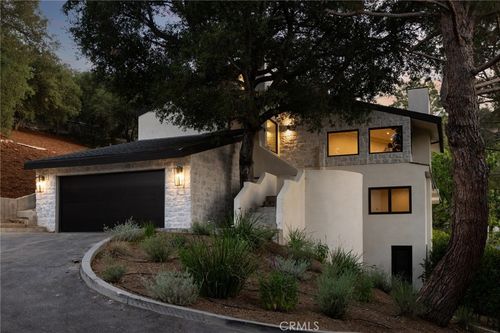 3534 Mound View Ave, Studio City, CA, 91604-3624 | Card Image