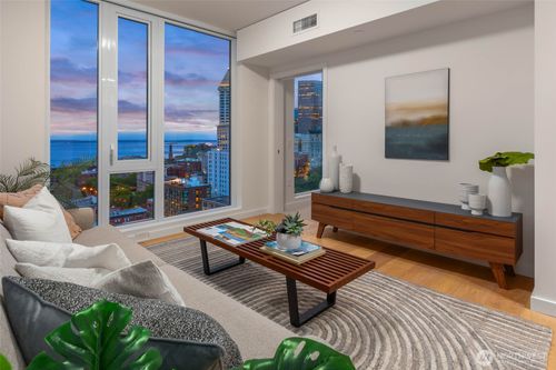 unit-1608-450 S Main St, Seattle, WA, 98104-5176 | Card Image
