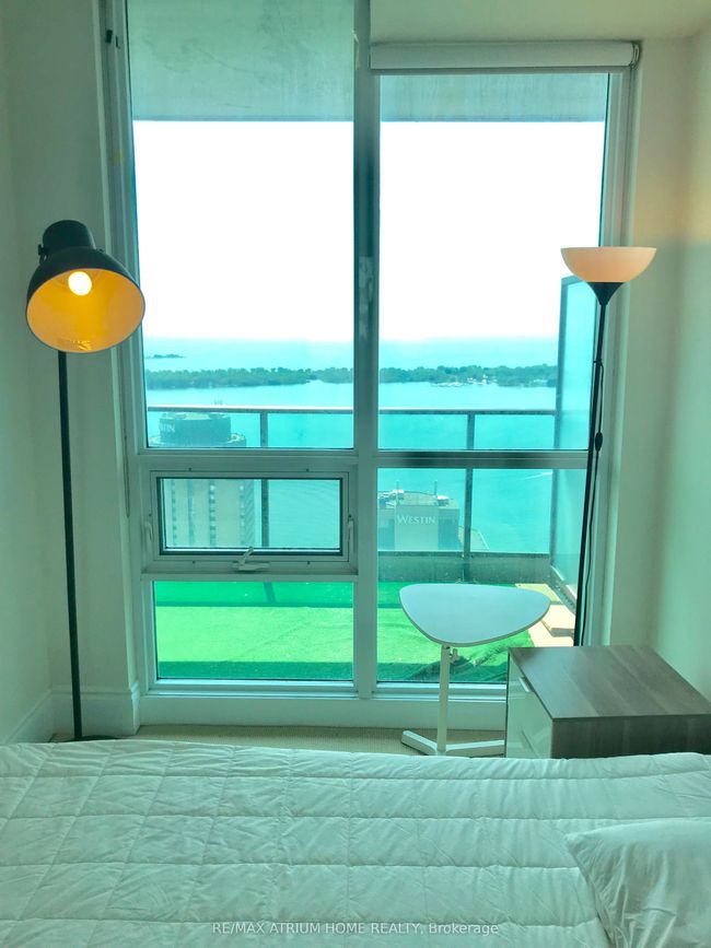 4905 - 33 Bay St, Condo with 3 bedrooms, 2 bathrooms and 1 parking in Toronto ON | Image 14