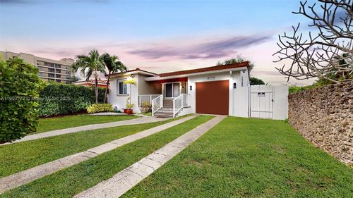 0-3770 Sw 1st St, Coral Gables, FL, 33134-1802 | Card Image