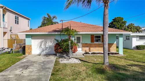 7027 Mccray Dr, HUDSON, FL, 34667-1011 | Card Image