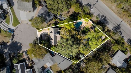 3201 Overcup Oak Dr, Austin, TX, 78704-6034 | Card Image